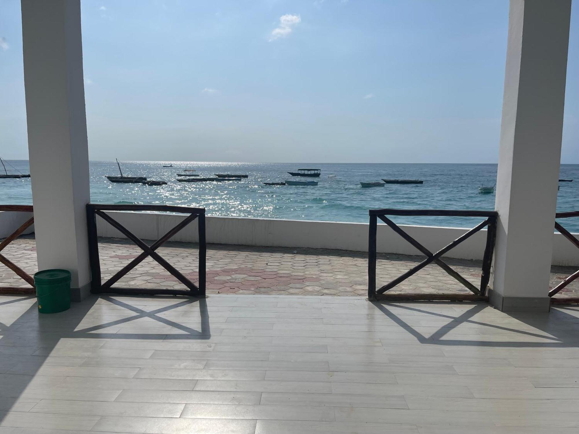 Amazing Zanzibar Beach Hotel Nungwi Buitenkant foto